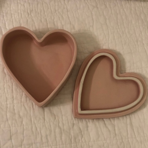 NEW Rae Dunn Hello Pretty Pink Ceramic Trinket Box - Picture 4 of 7